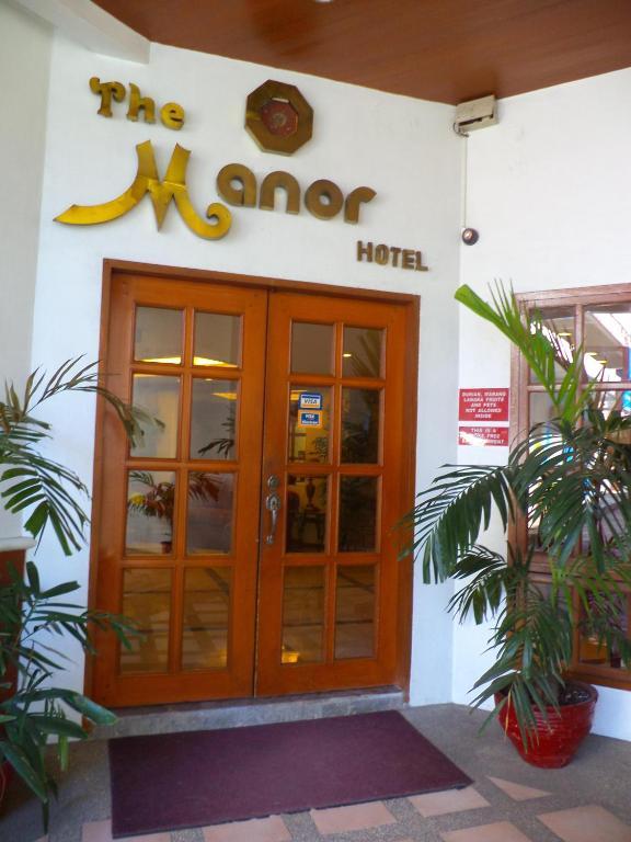 The Manor Hotel Davao City Esterno foto